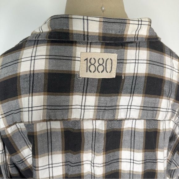 Riley 1880 Vintage Cropped Flannel CROPPED SELF PATCHED IN brown - Picture 14 of 16